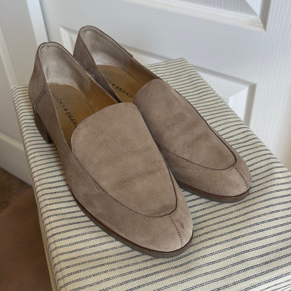 Lucky brand taupe loafers
